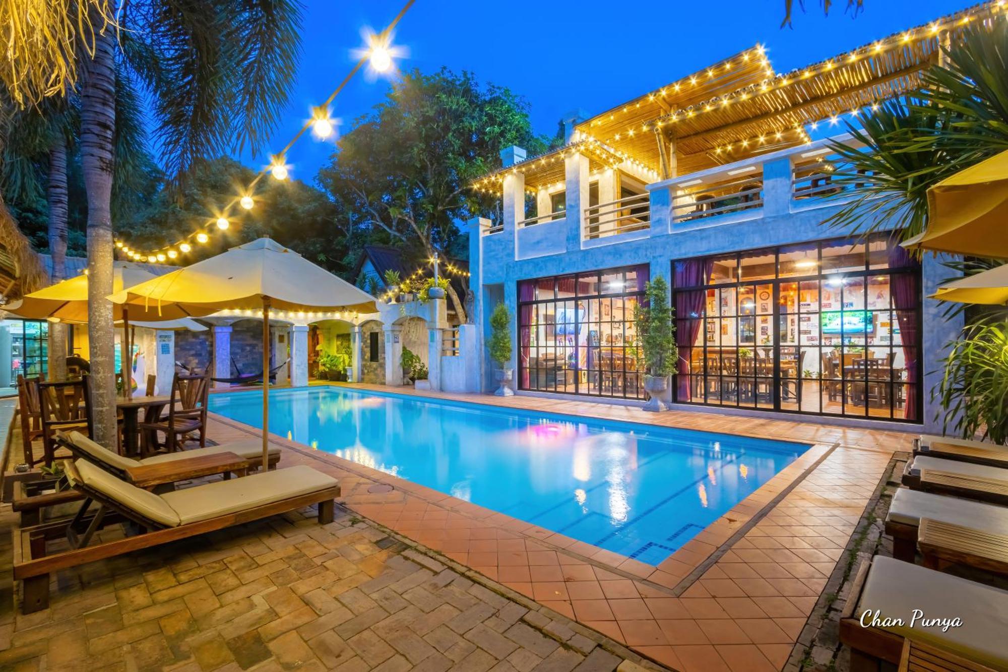 Baanpong Lodge San Kamphaeng Exterior photo